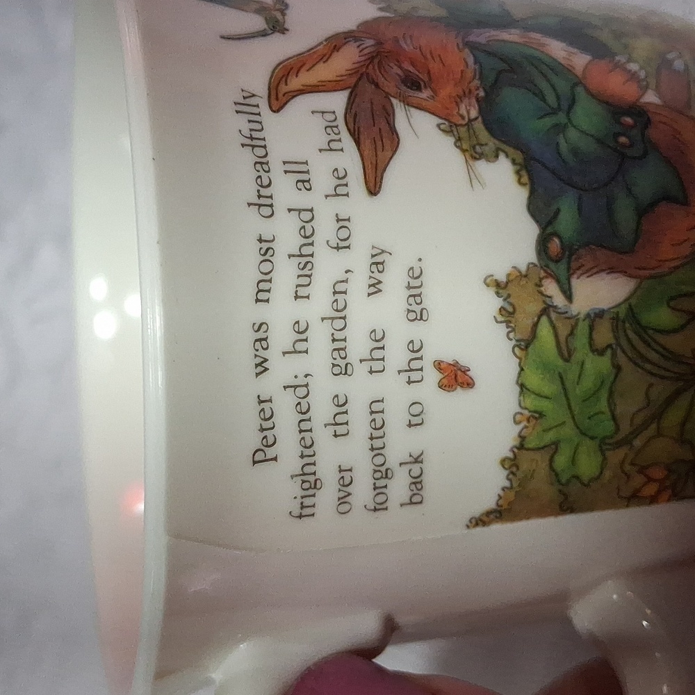 Vintage Peter Rabbit Mug Child Size Two Handles Beatrix Potter 1987 - Picture 7 of 9